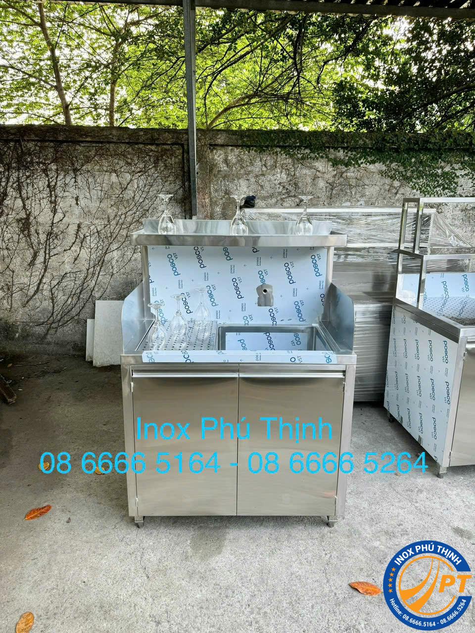 TỦ BỒN RỬA INOX KÈM KỆ ĐỘT LỖ TRÊN 1 TẦNG